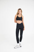 Legging Crossed