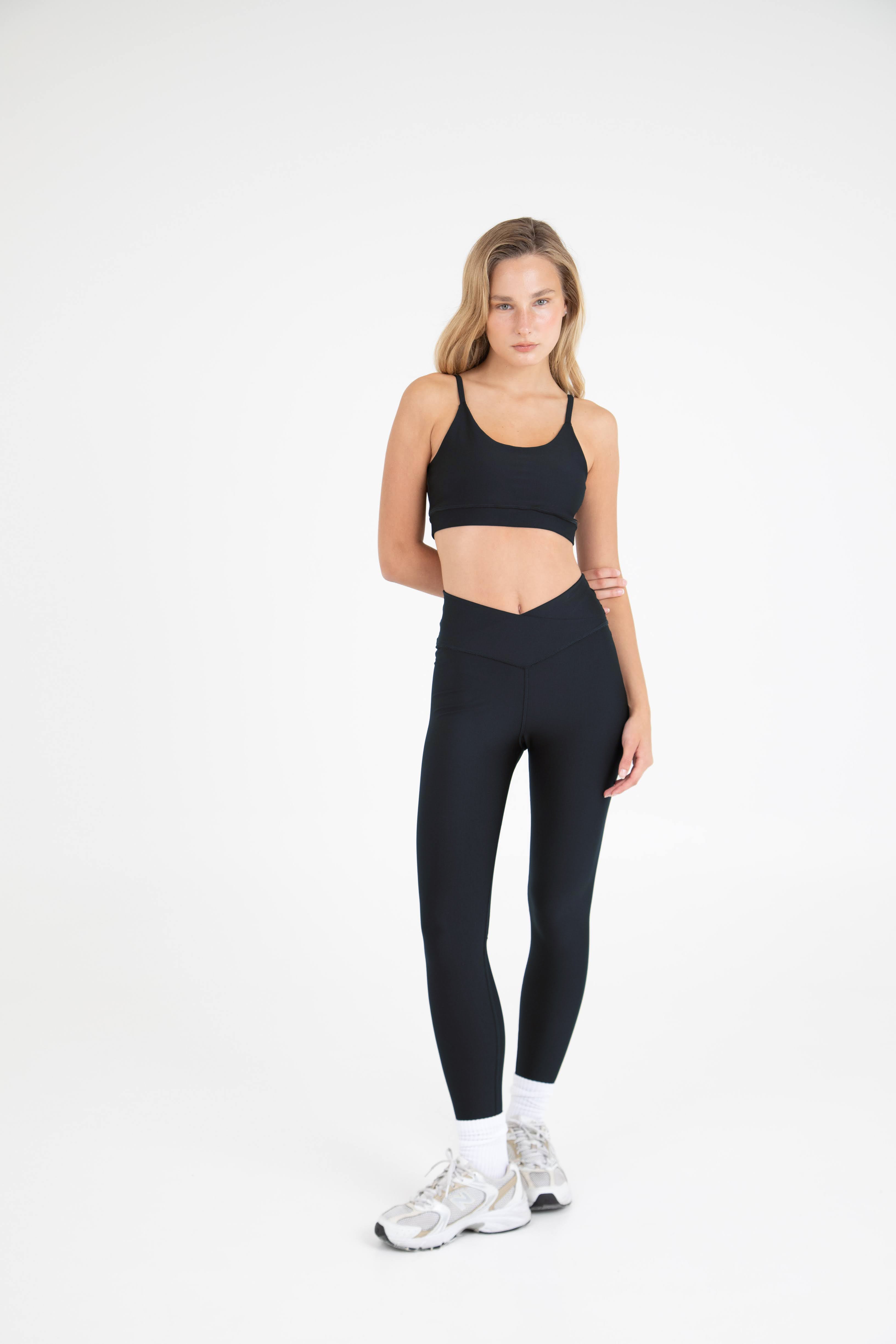 Legging Crossed